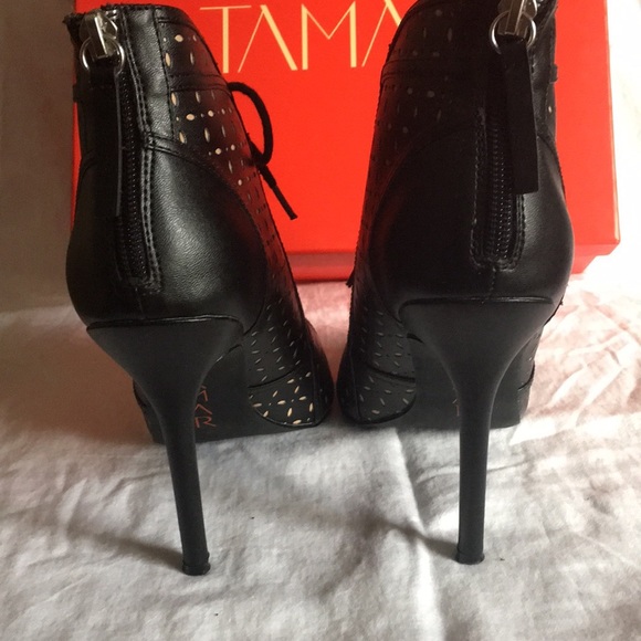 Tamar Collection. Black Stiletto - Picture 5 of 7